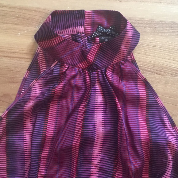 Top - Picture 2 of 3